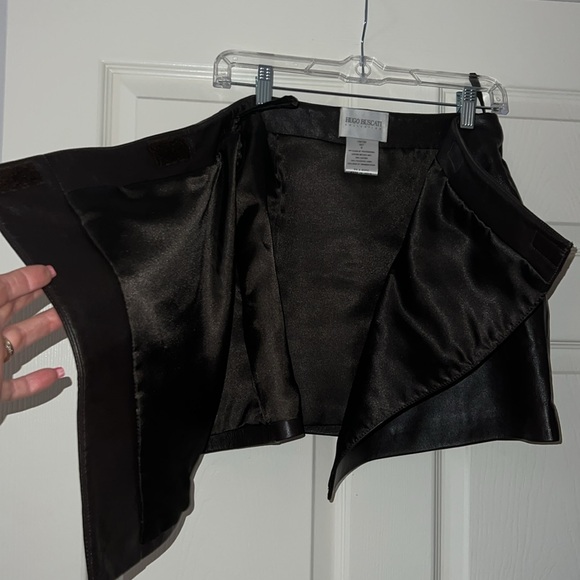 Brown Leather Velcro Wrap lined Hugo Buscati Mini Skirt Size 8 - Picture 3 of 7